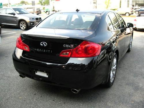 Infiniti G35 2008 photo 2