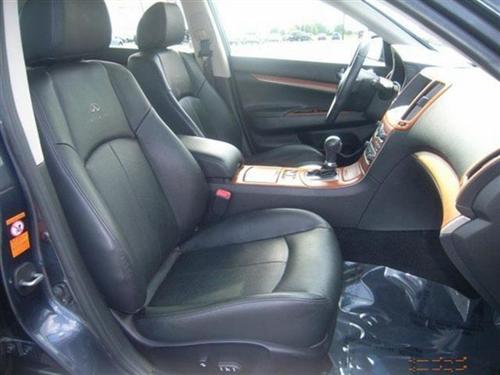 Infiniti G35 2008 photo 3