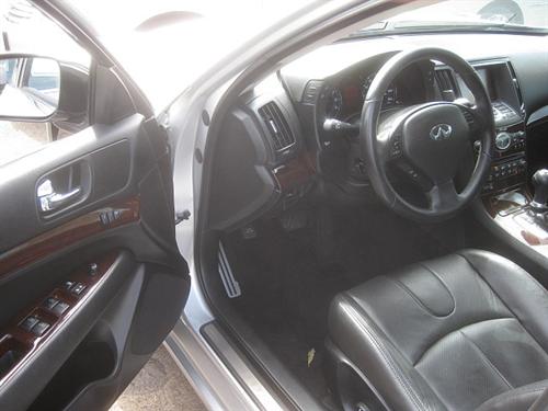 Infiniti G35 2008 photo 2