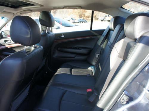 Infiniti G35 2008 photo 2