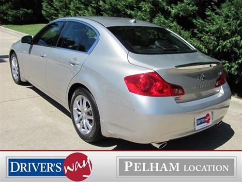 Infiniti G35 2008 photo 2