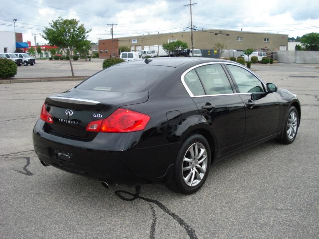 Infiniti G35 2008 photo 3