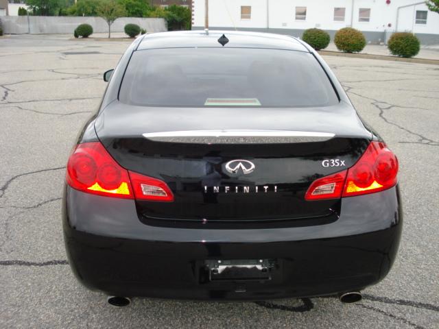 Infiniti G35 2008 photo 4