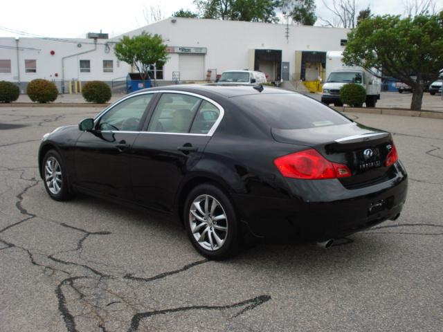Infiniti G35 2008 photo 5