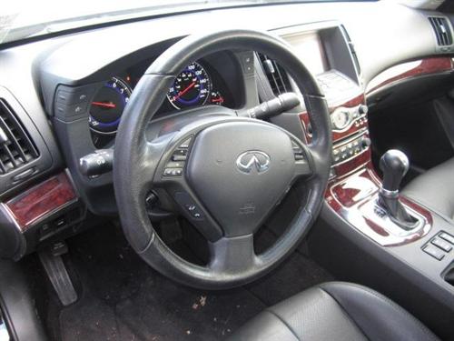 Infiniti G35 2008 photo 3