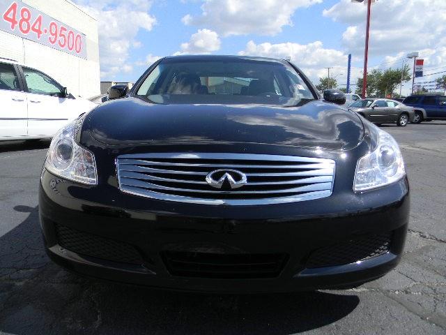 Infiniti G35 2008 photo 1