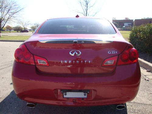 Infiniti G35 2008 photo 2