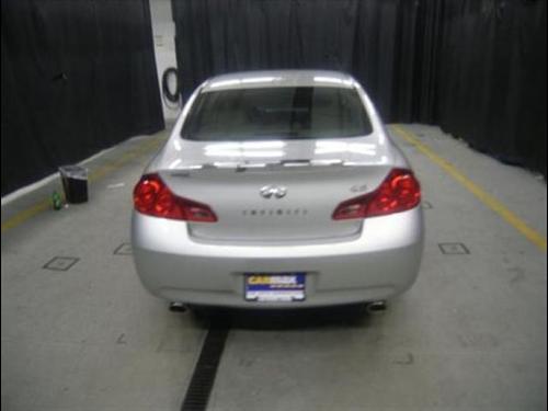 Infiniti G35 2008 photo 3