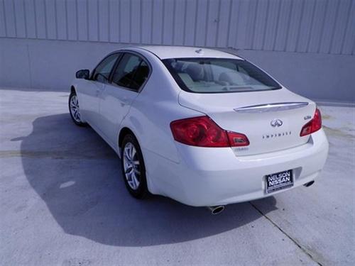 Infiniti G35 2008 photo 1