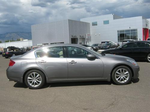 Infiniti G35 2008 photo 2