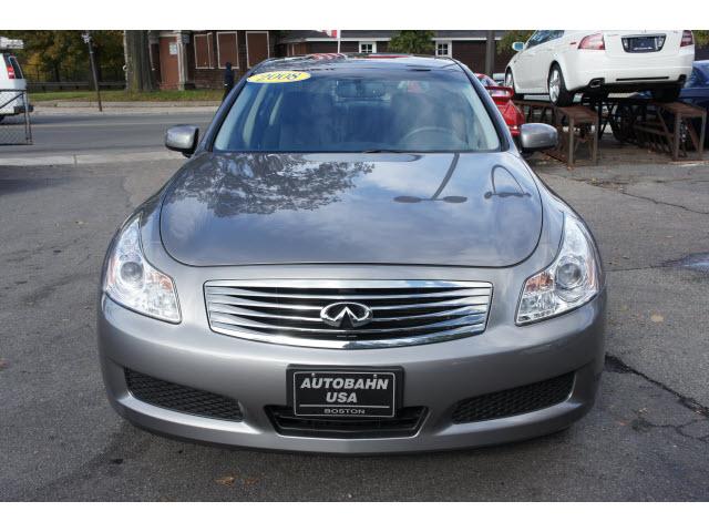 Infiniti G35 2008 photo 4