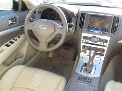 Infiniti G35 2008 photo 3