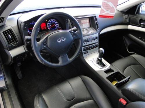 Infiniti G35 2008 photo 2