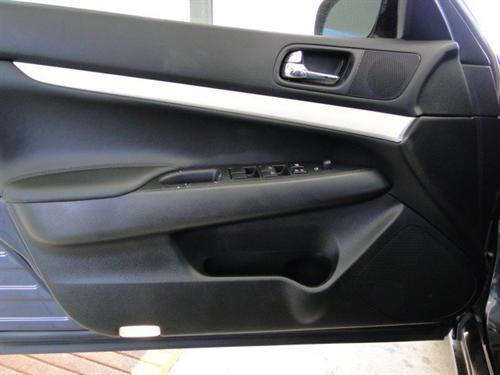 Infiniti G35 2008 photo 3