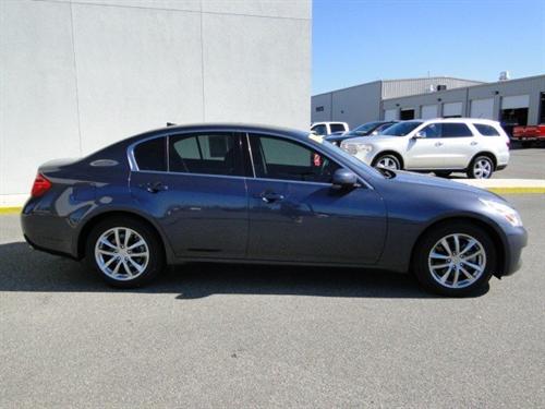 Infiniti G35 2008 photo 4