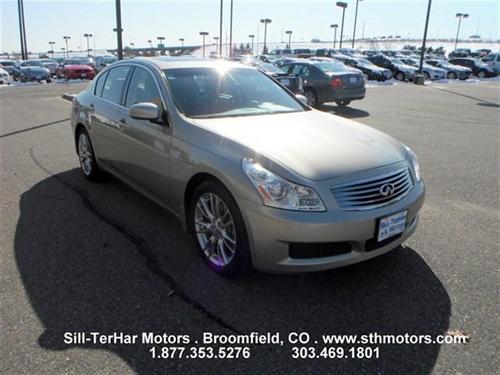Infiniti G35 2008 photo 2
