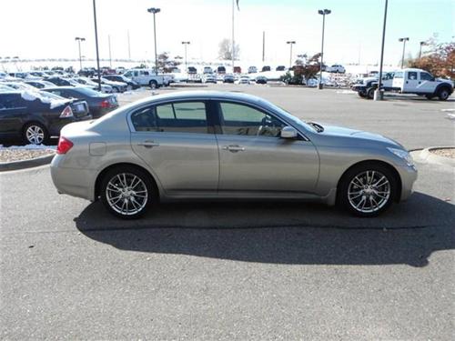 Infiniti G35 2008 photo 3