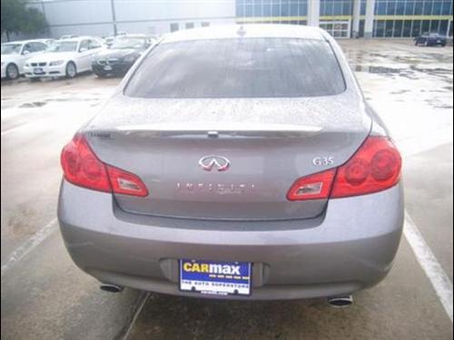 Infiniti G35 2008 photo 2