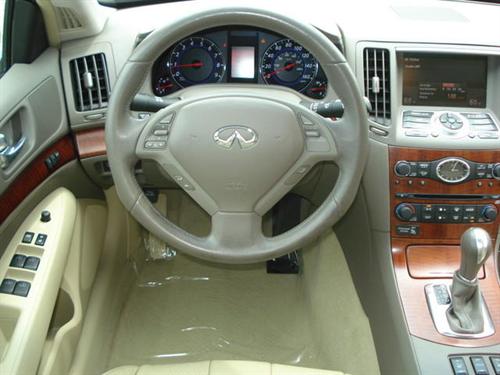 Infiniti G35 2008 photo 4