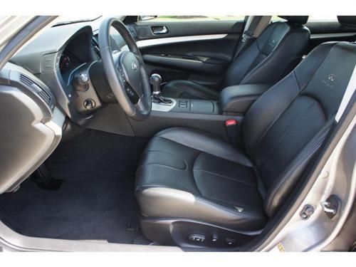 Infiniti G35 2008 photo 1