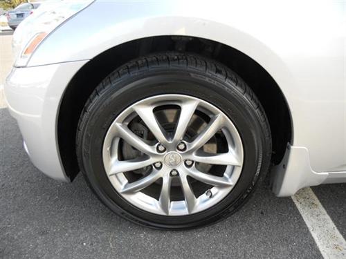 Infiniti G35 2008 photo 2