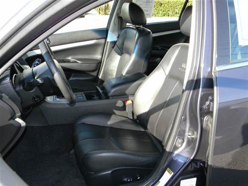 Infiniti G35 2008 photo 1