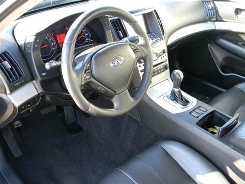 Infiniti G35 2008 photo 3