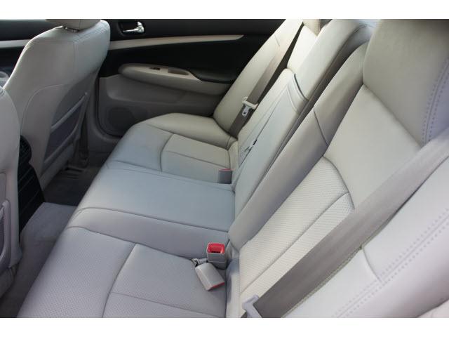 Infiniti G35 2008 photo 5