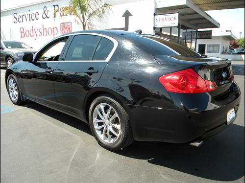 Infiniti G35 2008 photo 4