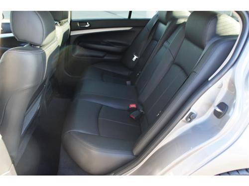 Infiniti G35 2008 photo 4