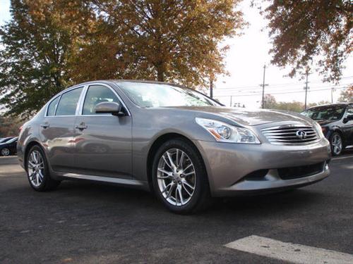 Infiniti G35 2008 photo 2