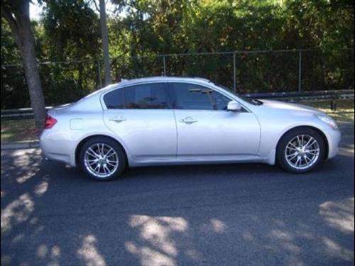 Infiniti G35 2008 photo 1