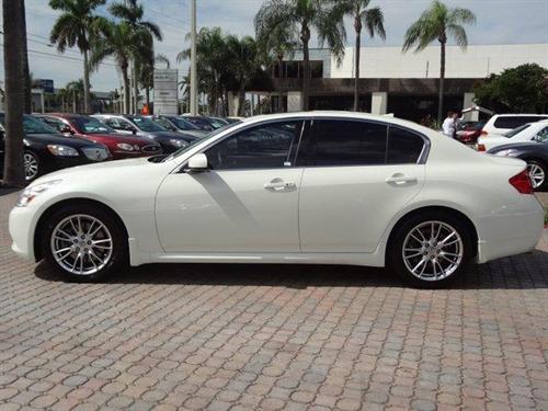 Infiniti G35 2008 photo 1