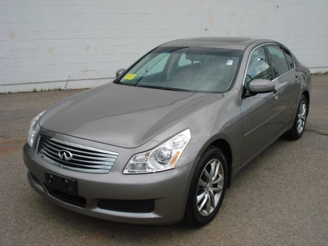 Infiniti G35 2008 photo 1