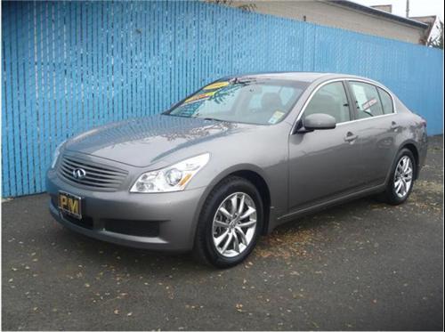 Infiniti G35 2008 photo 2