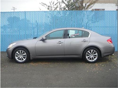Infiniti G35 2008 photo 4