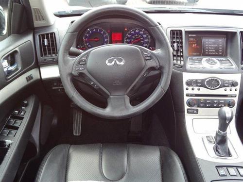 Infiniti G35 2008 photo 4