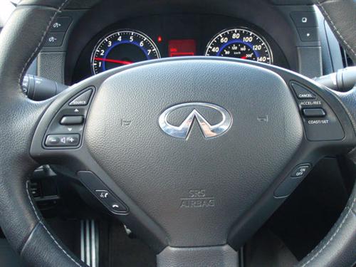 Infiniti G35 2008 photo 2