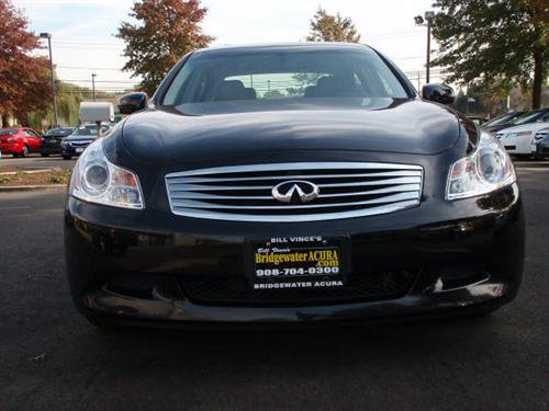 Infiniti G35 2008 photo 4