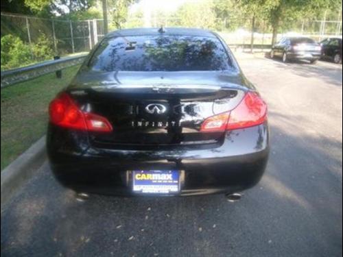 Infiniti G35 2008 photo 3