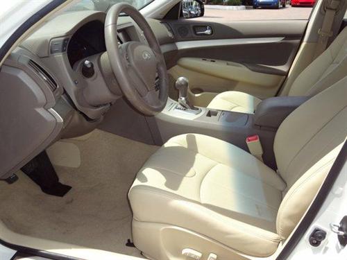Infiniti G35 2008 photo 2