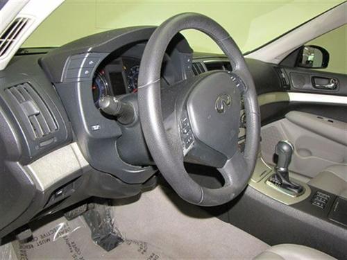 Infiniti G35 2008 photo 3