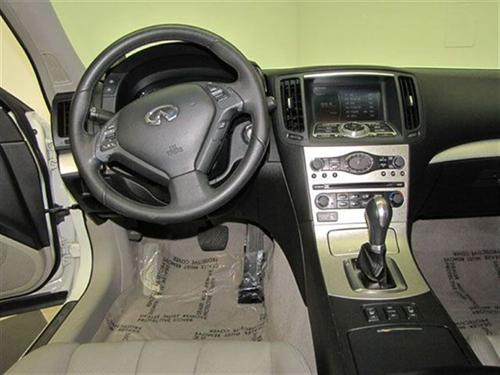 Infiniti G35 2008 photo 4