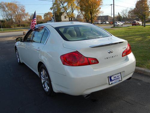 Infiniti G35 2008 photo 1
