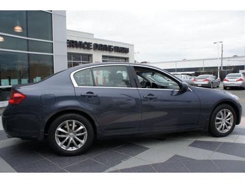 Infiniti G35 2008 photo 3