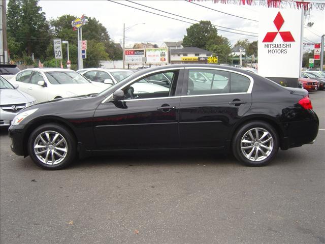 Infiniti G35 2008 photo 1