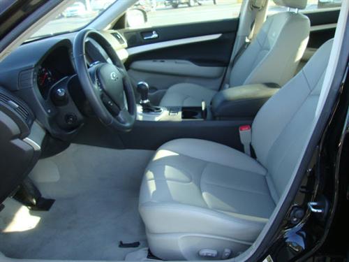 Infiniti G35 2008 photo 1