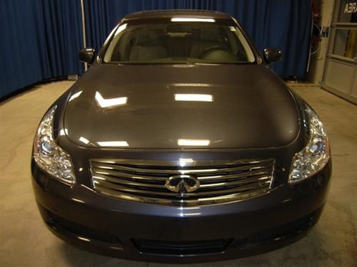 Infiniti G35 2008 photo 1