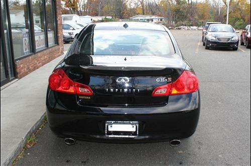 Infiniti G35 2008 photo 4
