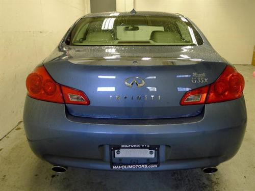 Infiniti G35 2008 photo 4